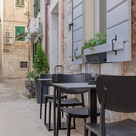Heritage Olympic Dream Oda ve Kahvaltı Split