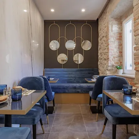 Heritage Olympic Dream Couette-café Split