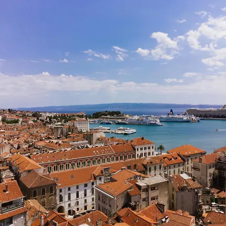 Heritage Olympic Dream Couette-café Split