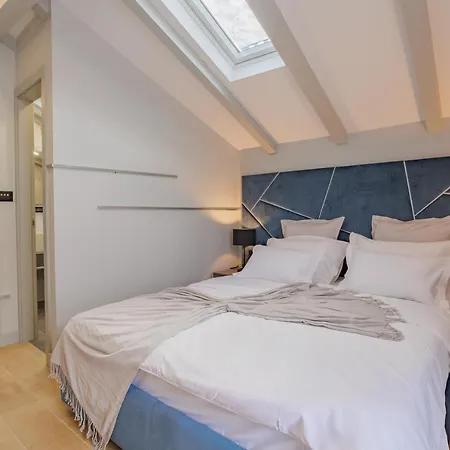 krevet i doručak Heritage Olympic Dream 3*