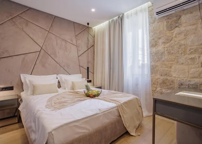 לינה וארוחת בוקר Heritage Olympic Dream