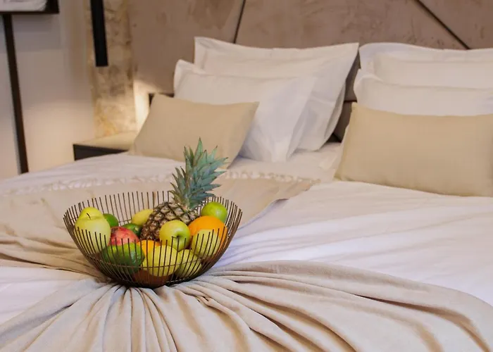 לינה וארוחת בוקר Heritage Olympic Dream ספליט