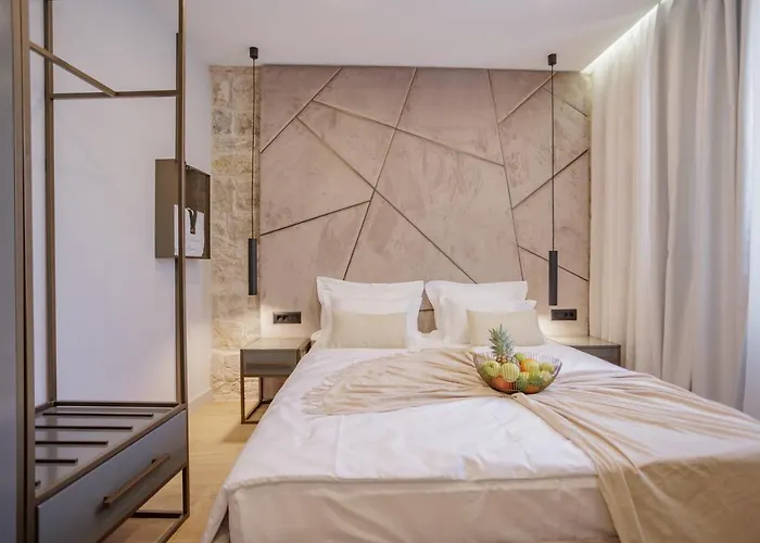 Heritage Olympic Dream Bed & Breakfast Split